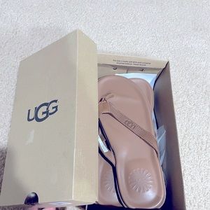Ugg’s men slippers brand new never worn